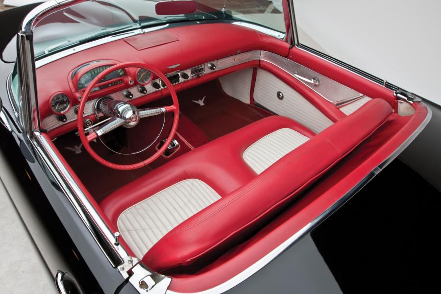 Интерьер Ford Thunderbird (P5/40) 1955 года  (фото 44 из 128)